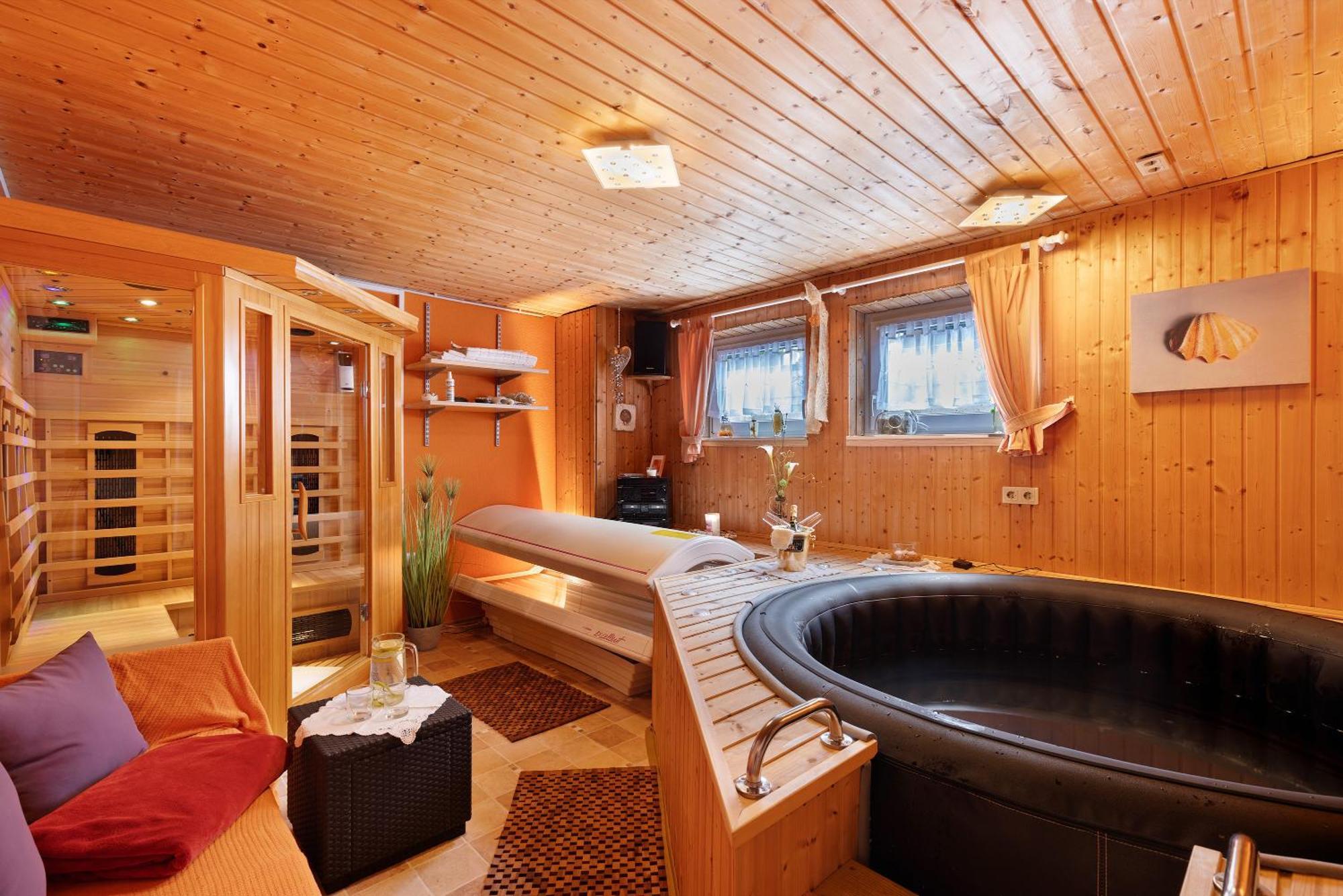 Apartment Am Tobelbach Oberlenningen Extérieur photo